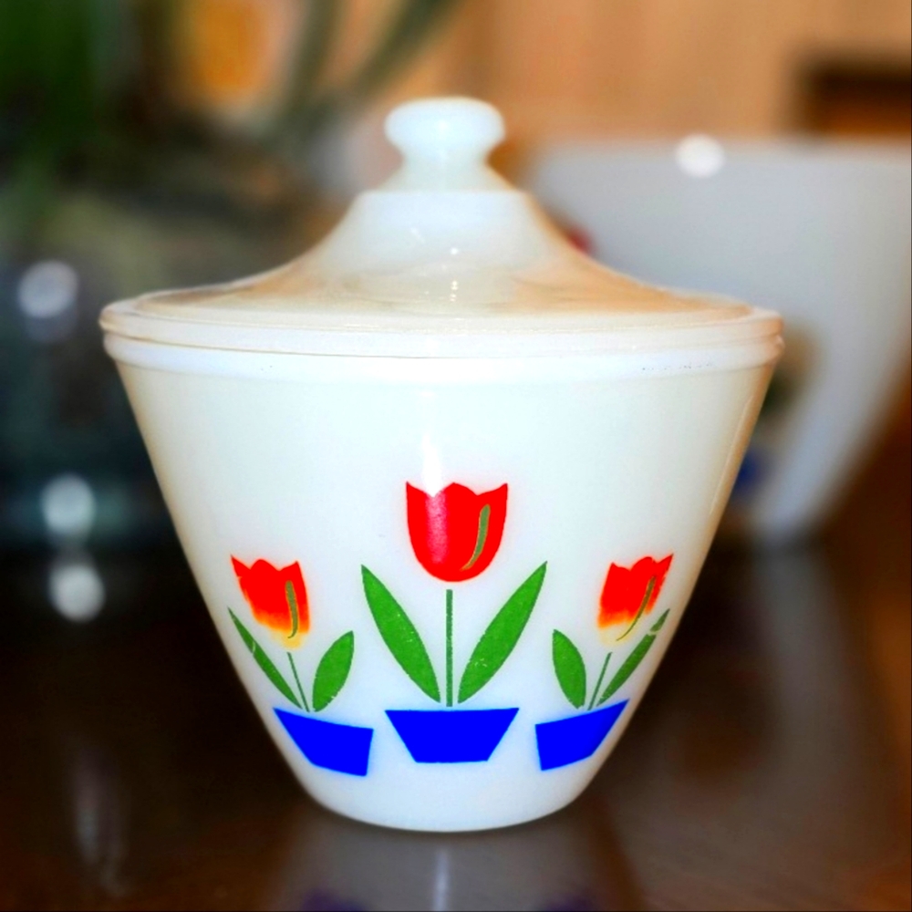 Fire King Vintage Tulip Grease Bowl